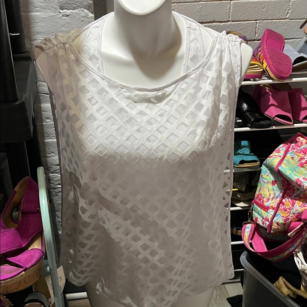 Nine West Elegant White Sleeveless Top